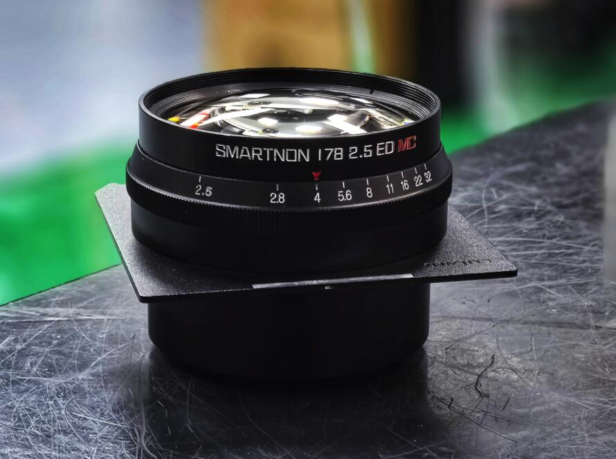 This is smartflex designed lens